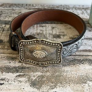 Justin Women's Belt Silver Leather Tooled Rhinestones Size 40